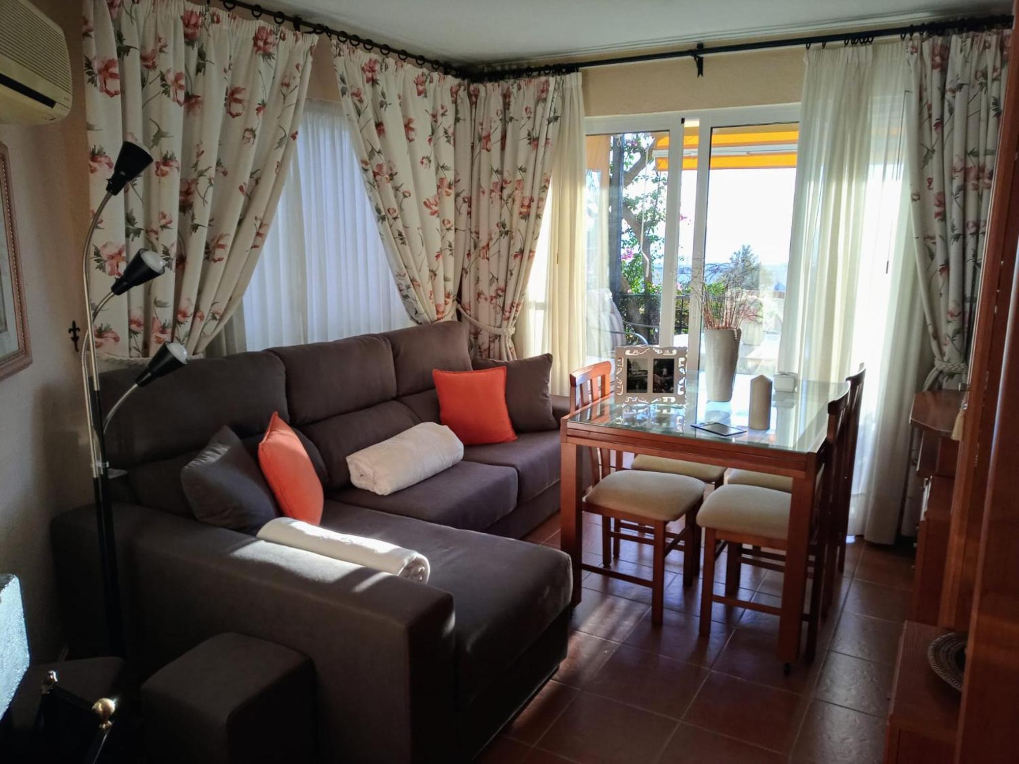 Apartamento La Carihuela A 5 Minutos De La Playavistas Al Mar Torremolinos Exterior foto